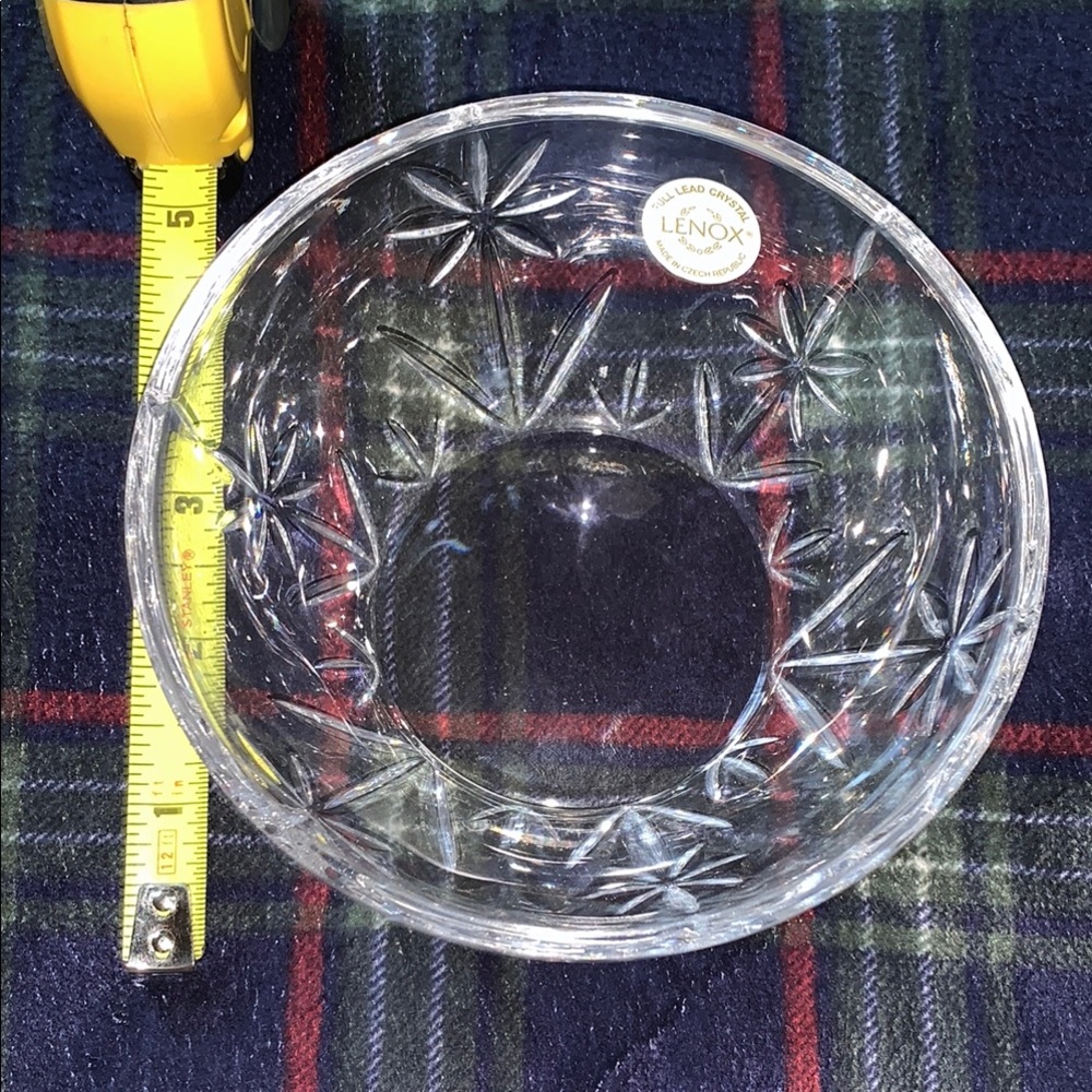 Lenox Crystal Bowl - Elegant Clear Design